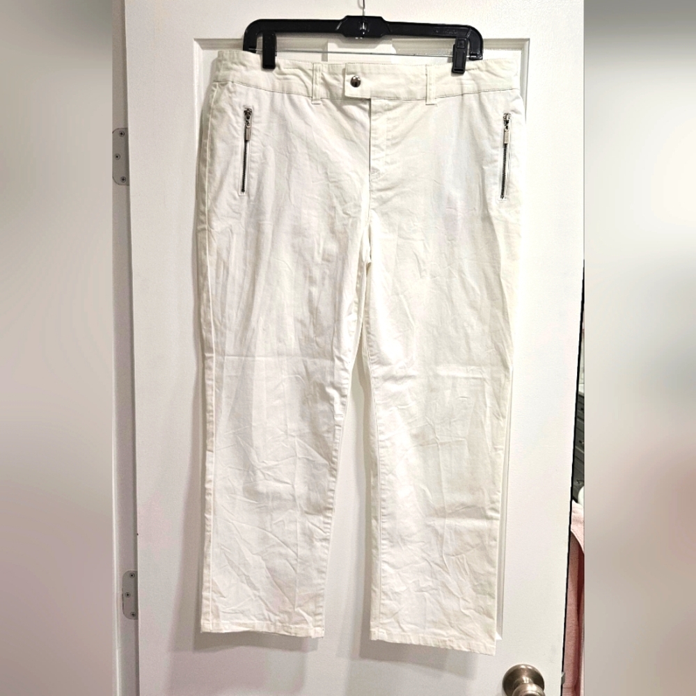 White Capri Pants